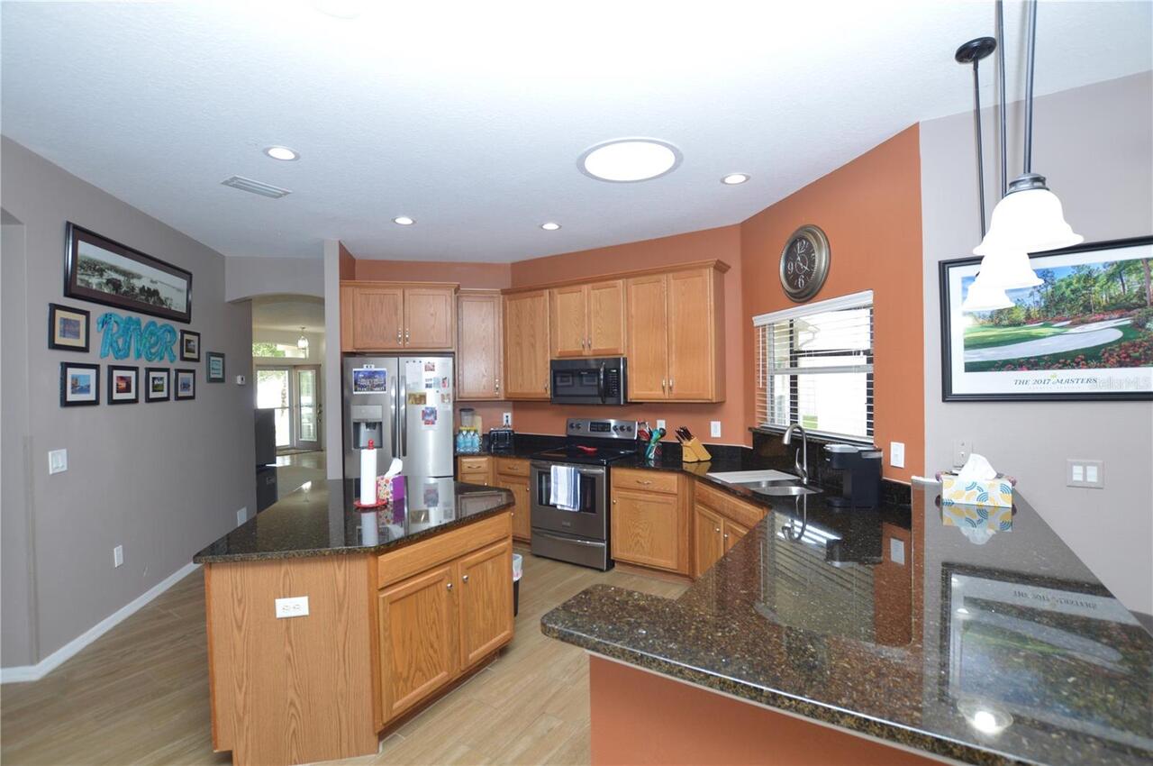 Listing Photo 16