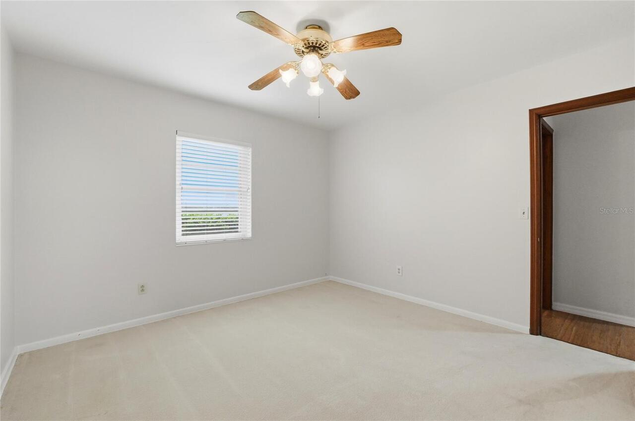 Listing Photo 34