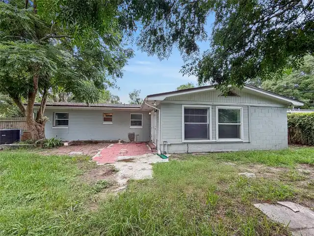 Listing Photo 16