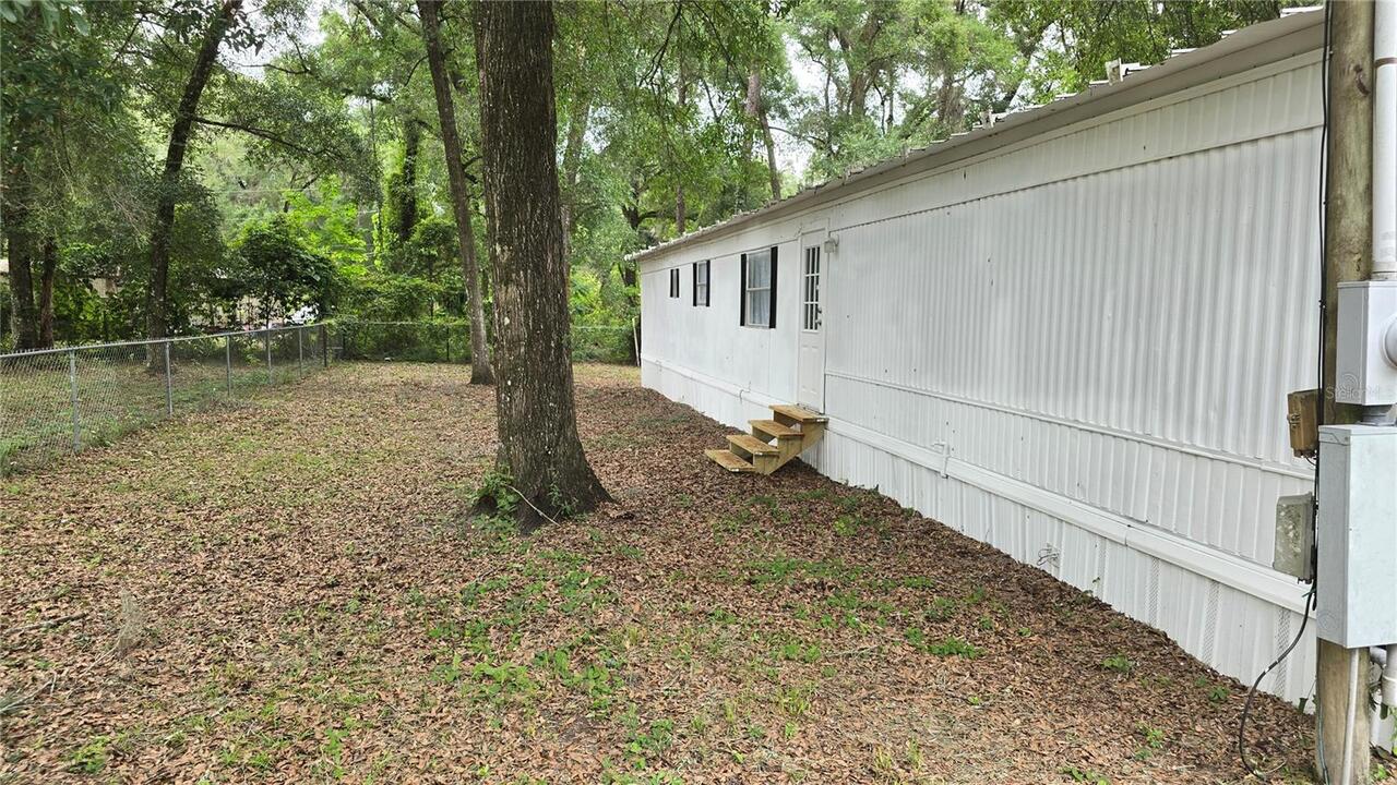 Listing Photo 6