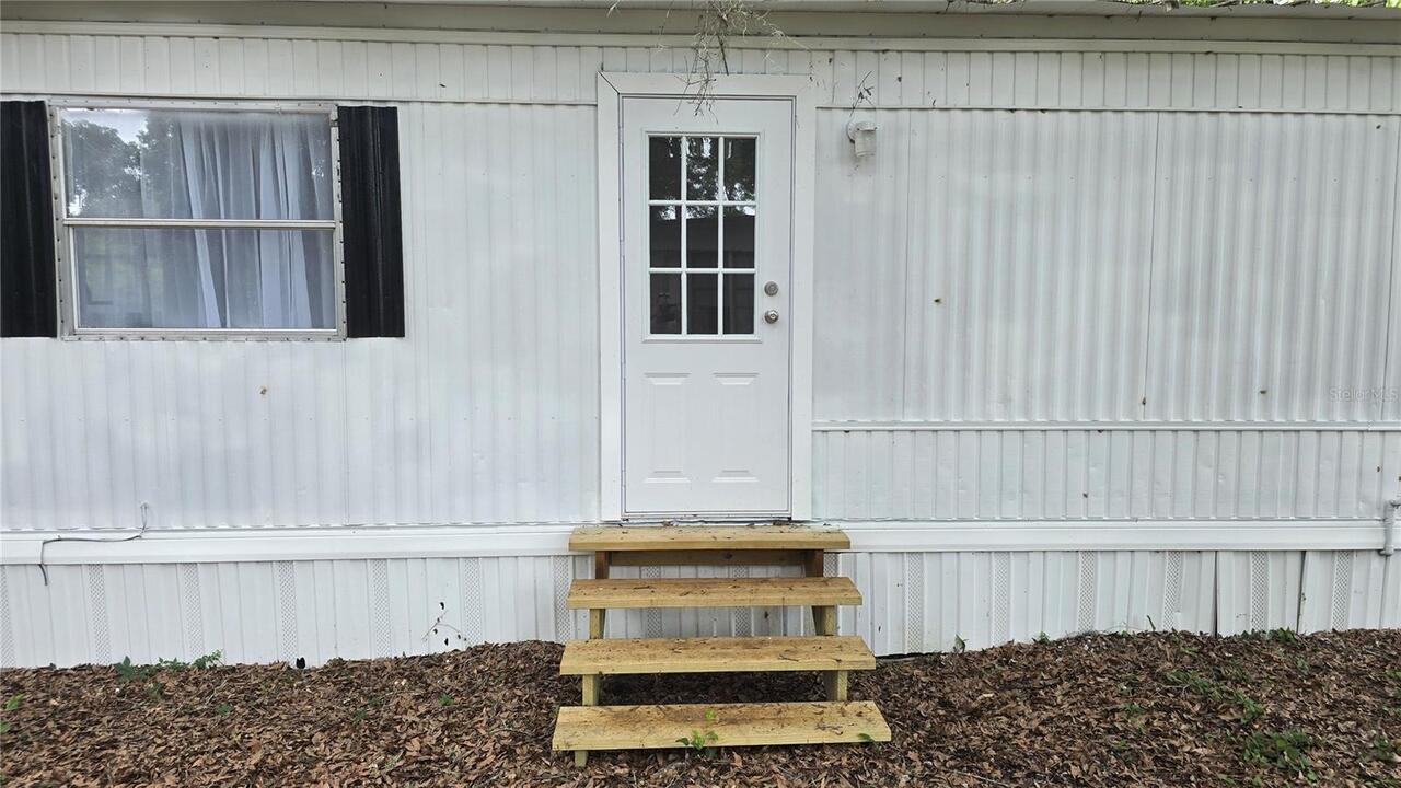 Listing Photo 8