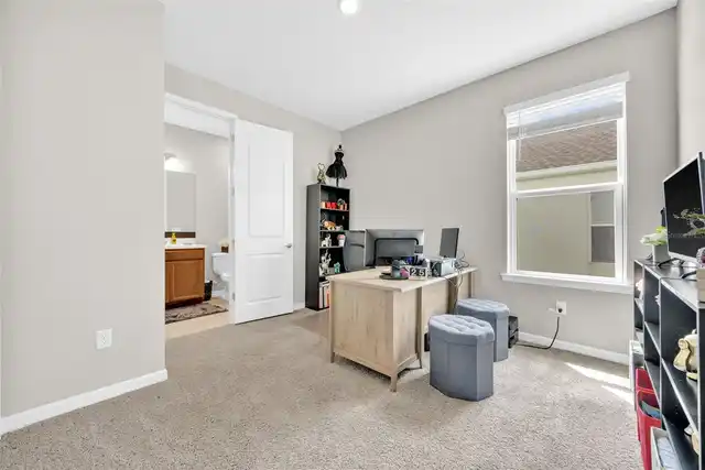 Listing Photo 28