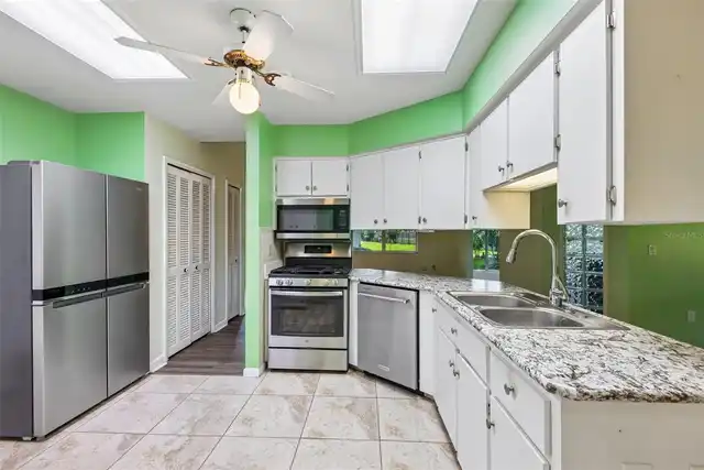 Listing Photo 16