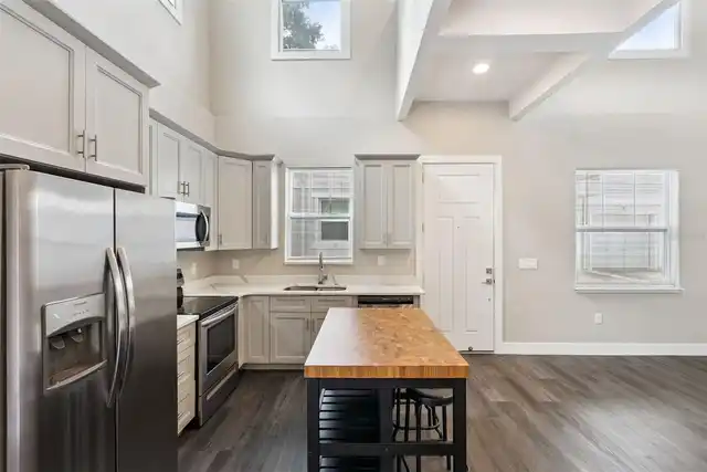 Listing Photo 18