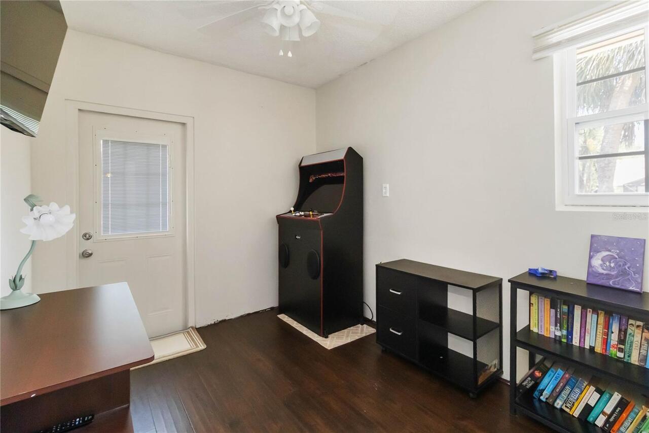 Listing Photo 22