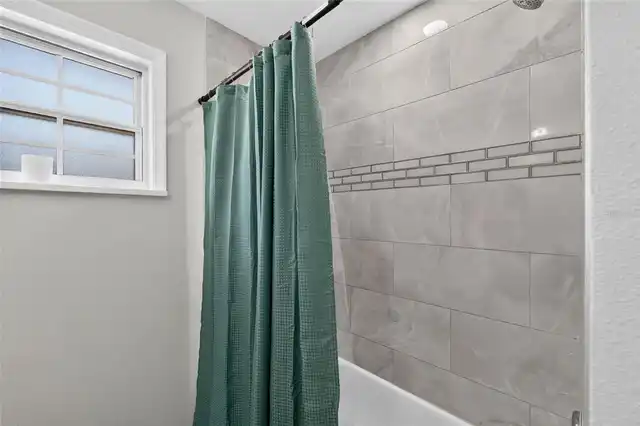 Listing Photo 38