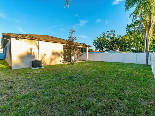 Listing Photo 28