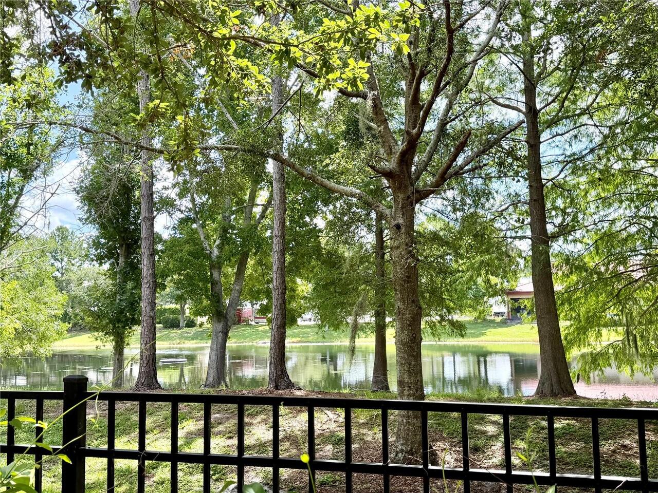 Listing Photo 15