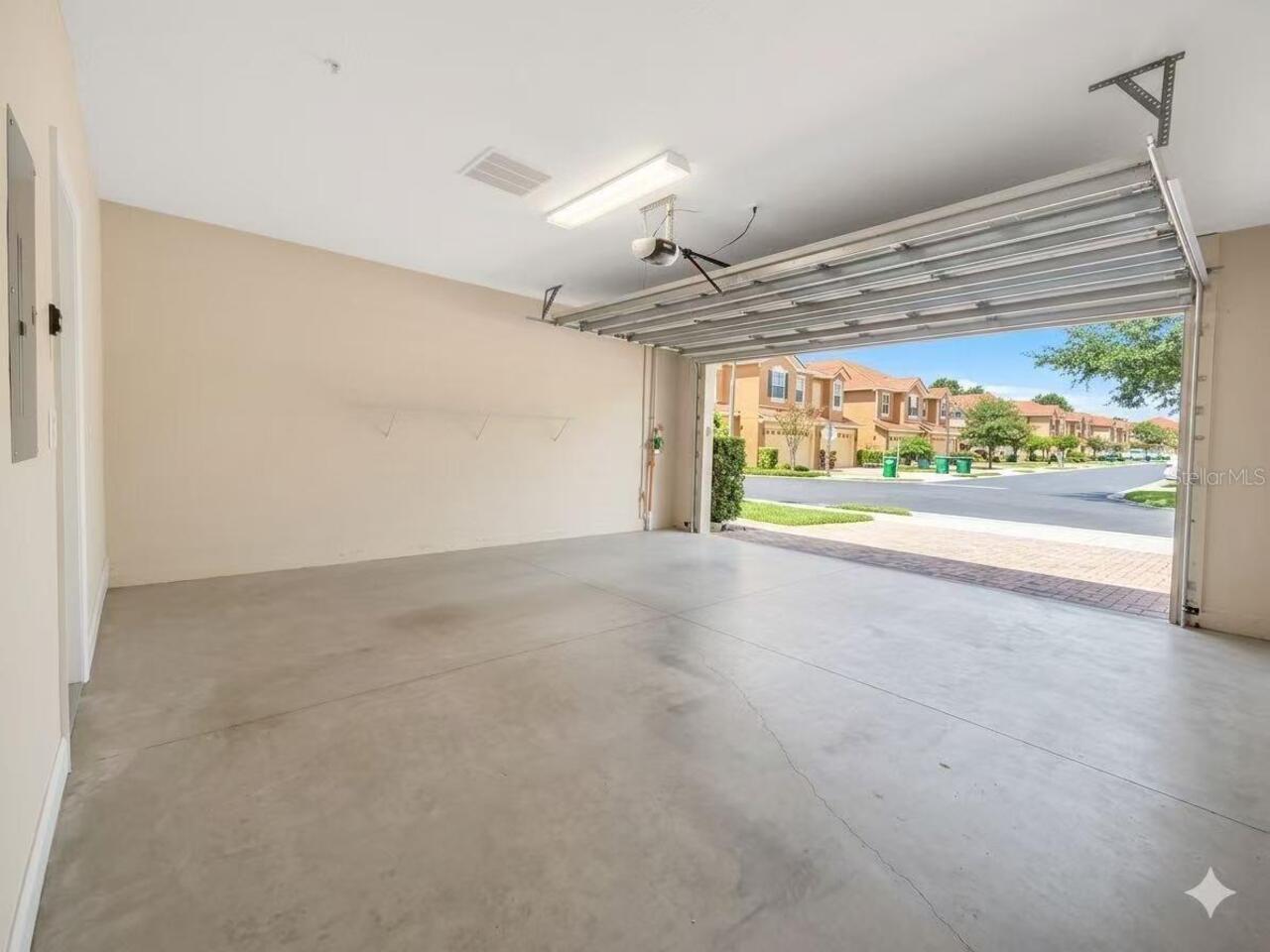 Listing Photo 28