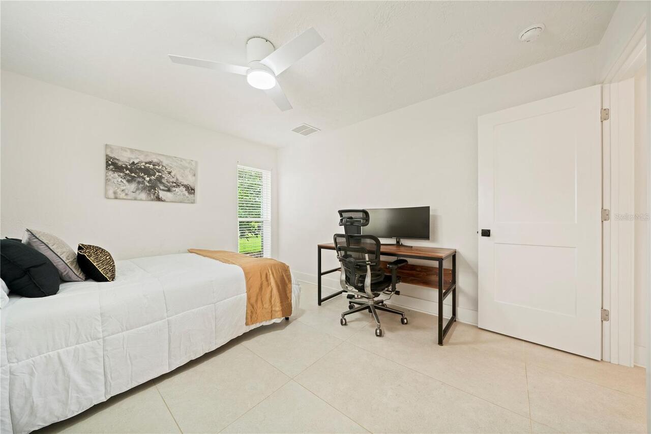 Listing Photo 32