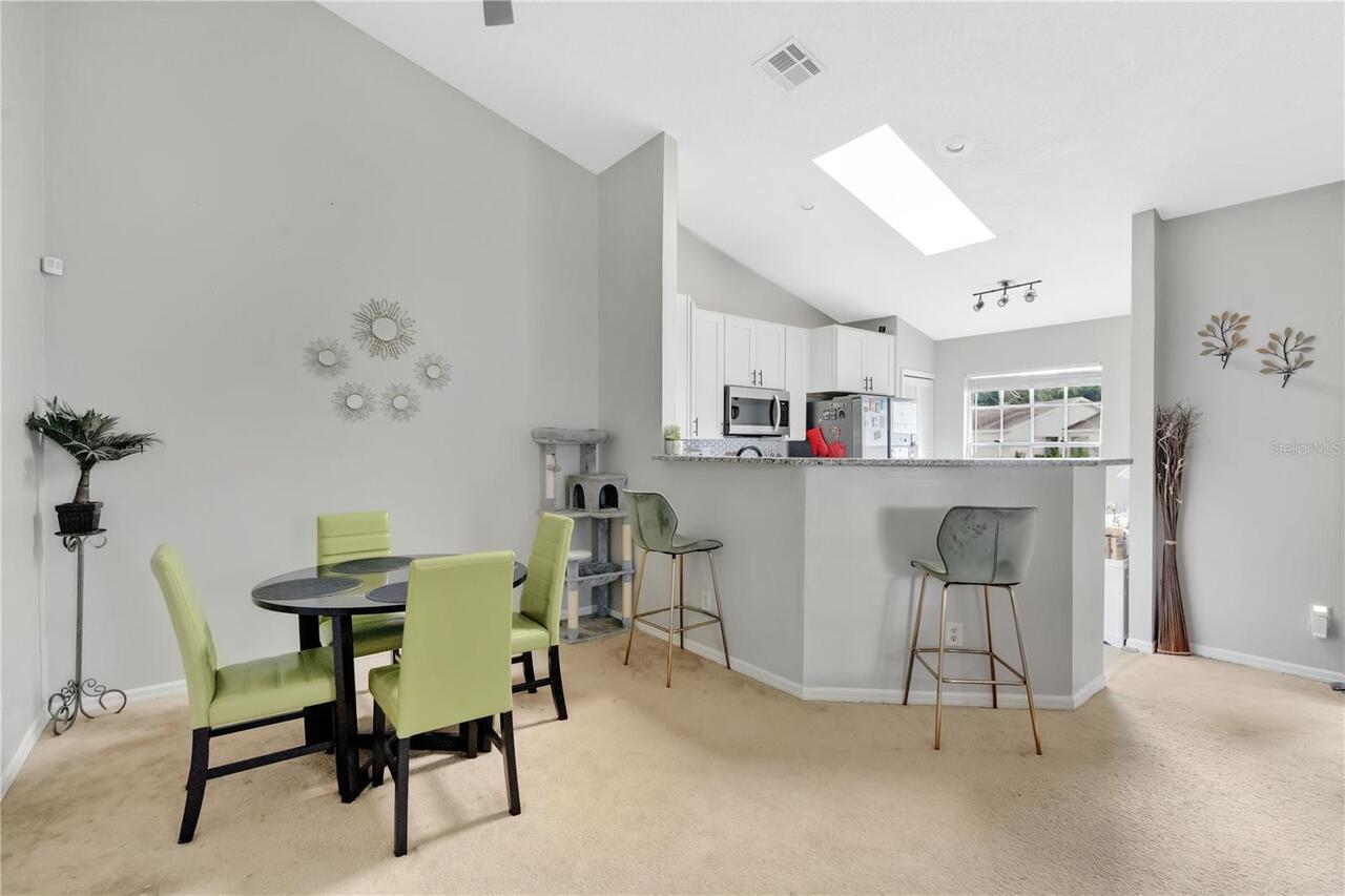 Listing Photo 8