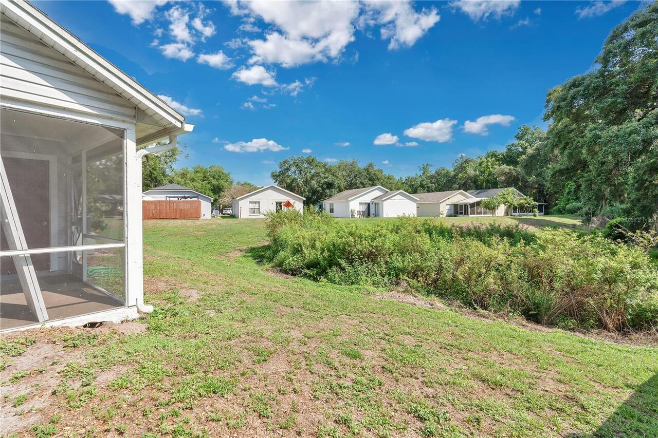 Listing Photo 16