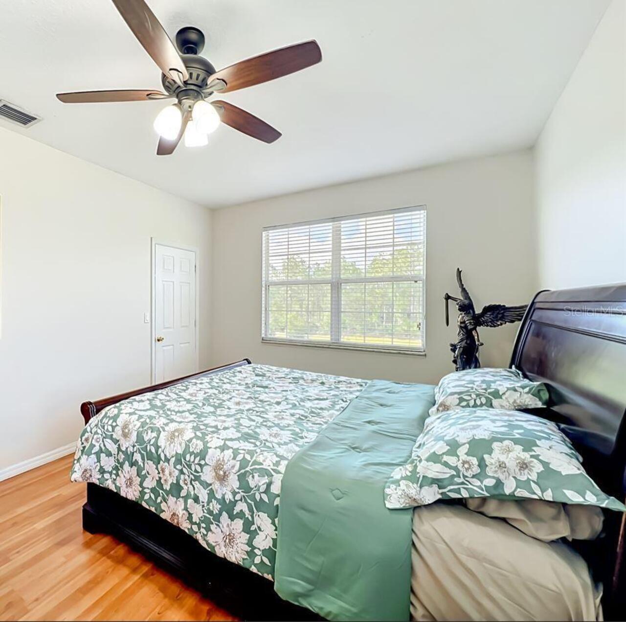 Listing Photo 44