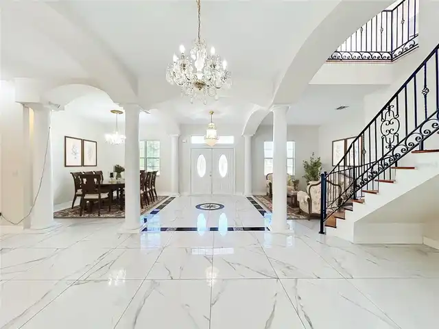 Listing Photo 17