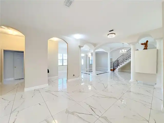 Listing Photo 28