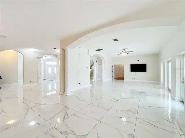 Listing Photo 33