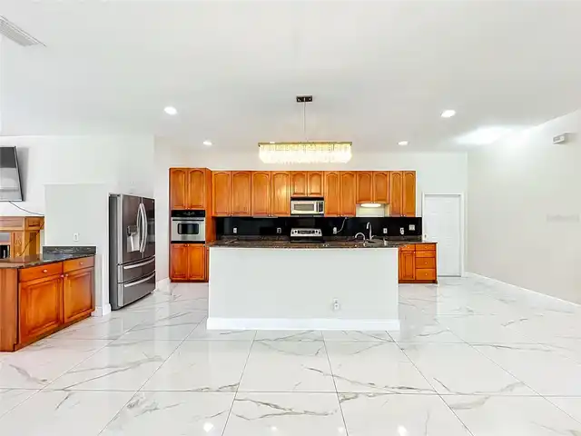 Listing Photo 37