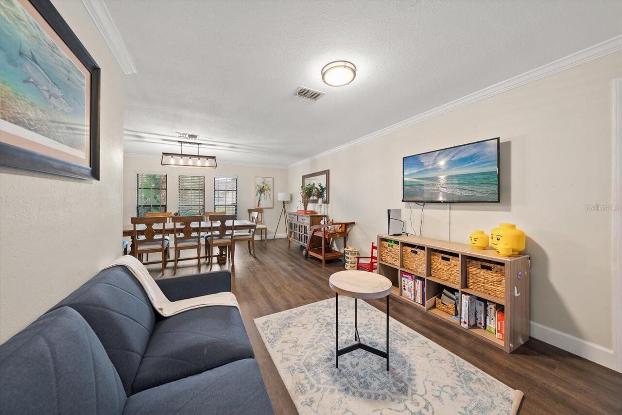 Listing Photo 7