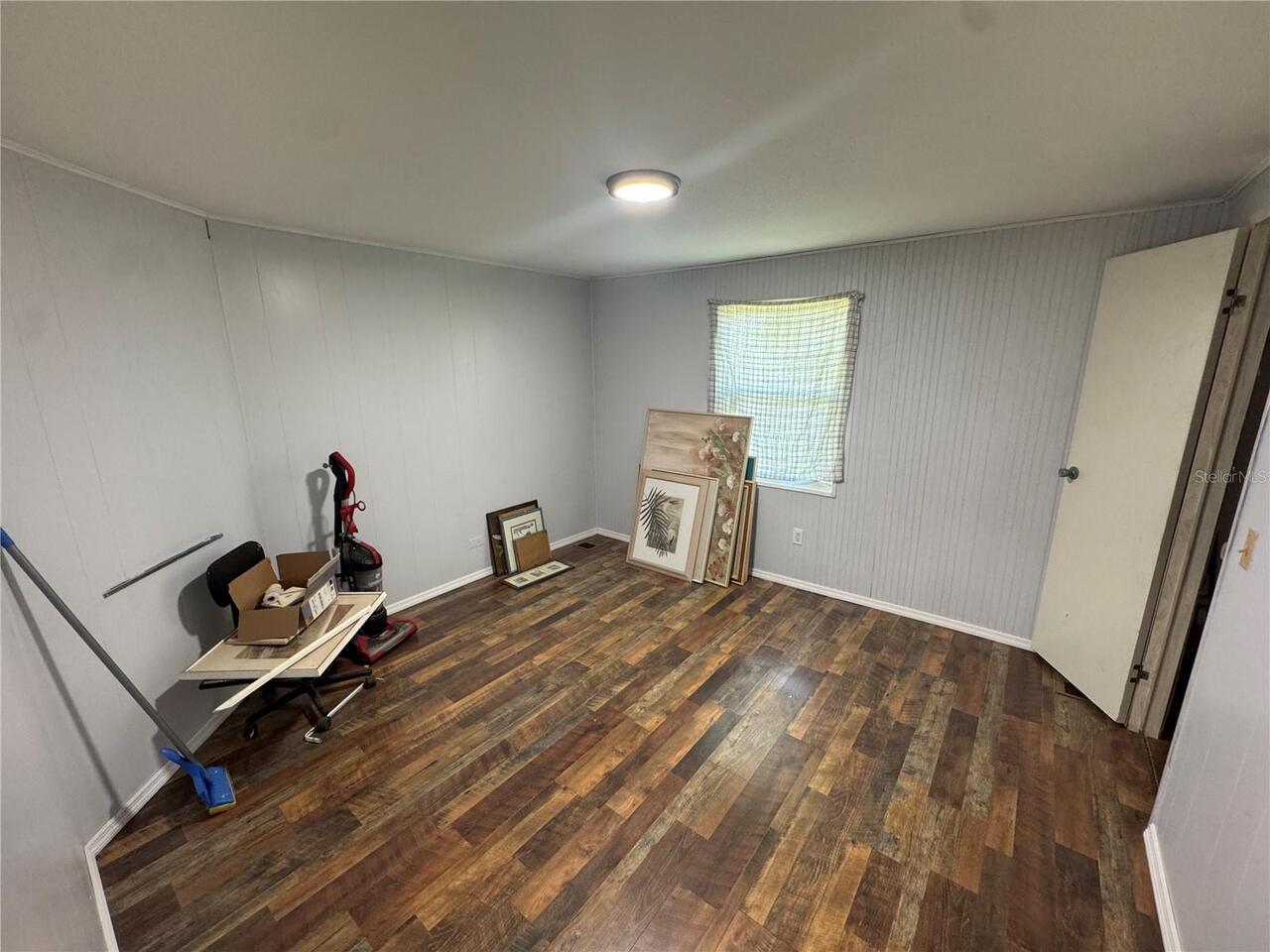 Listing Photo 14