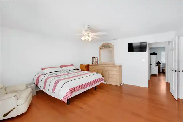 Listing Photo 29