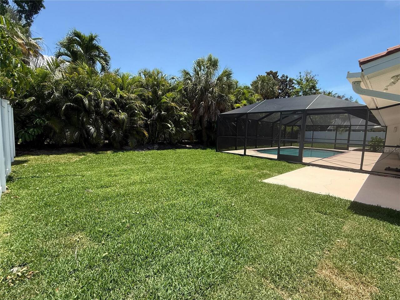 Listing Photo 17