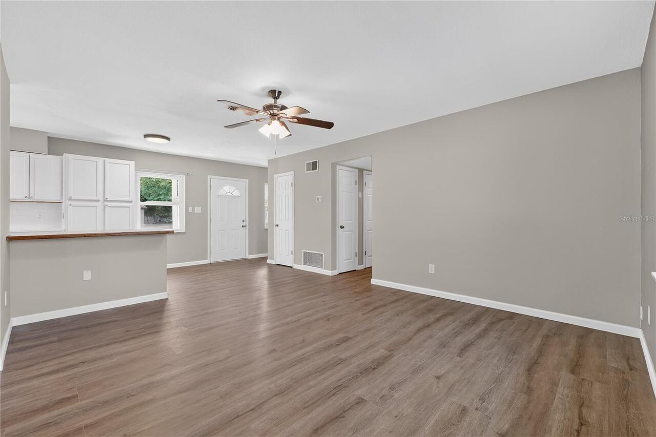 Listing Photo 7