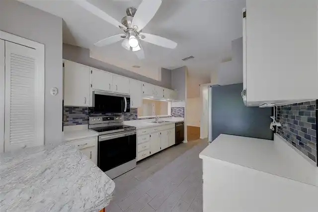 Listing Photo 13