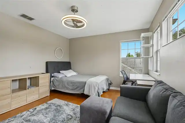 Listing Photo 32