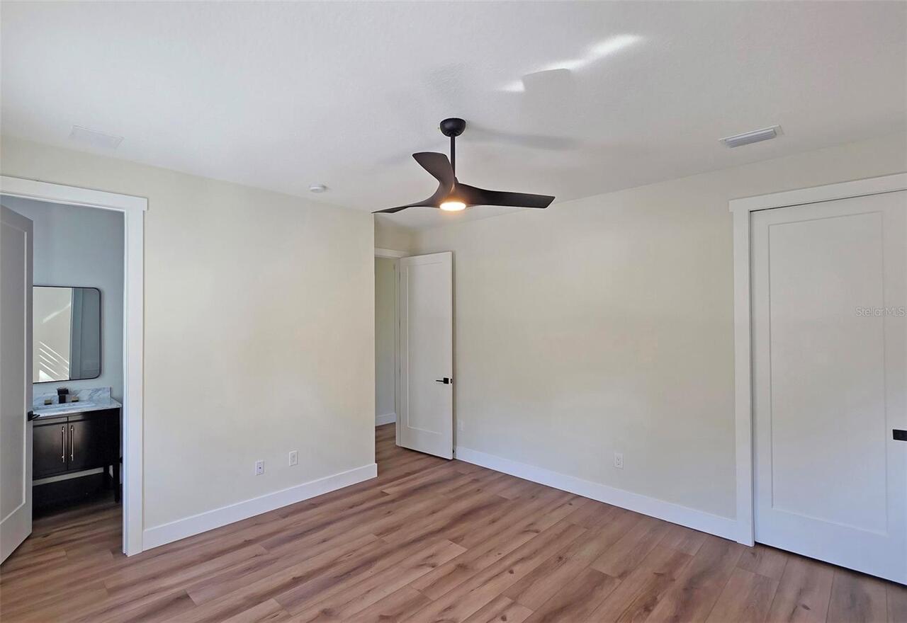 Listing Photo 42