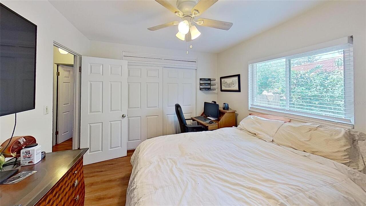 Listing Photo 7