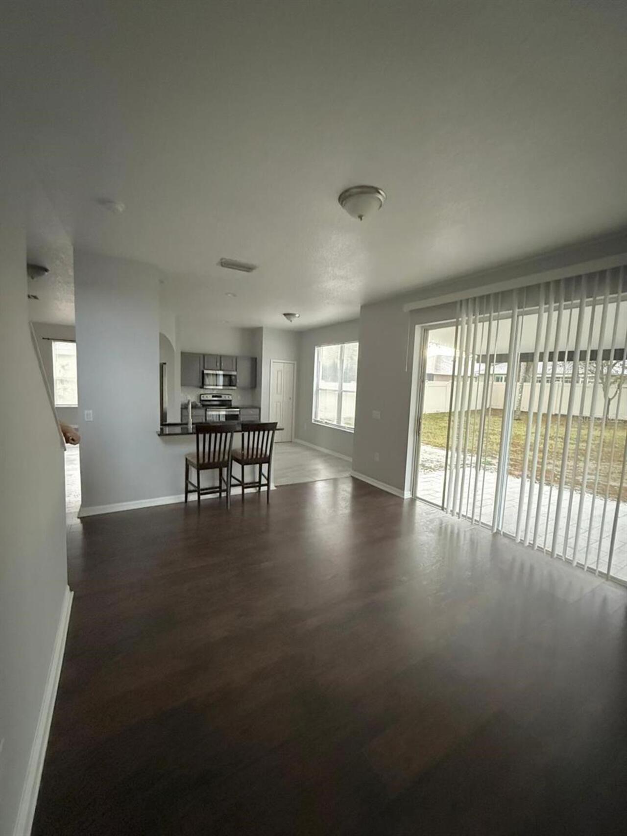 Listing Photo 12
