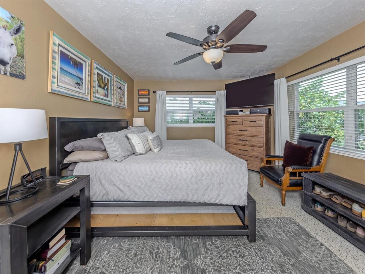 Listing Photo 18