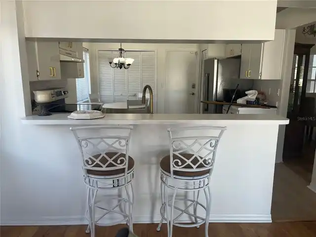 Listing Photo 6