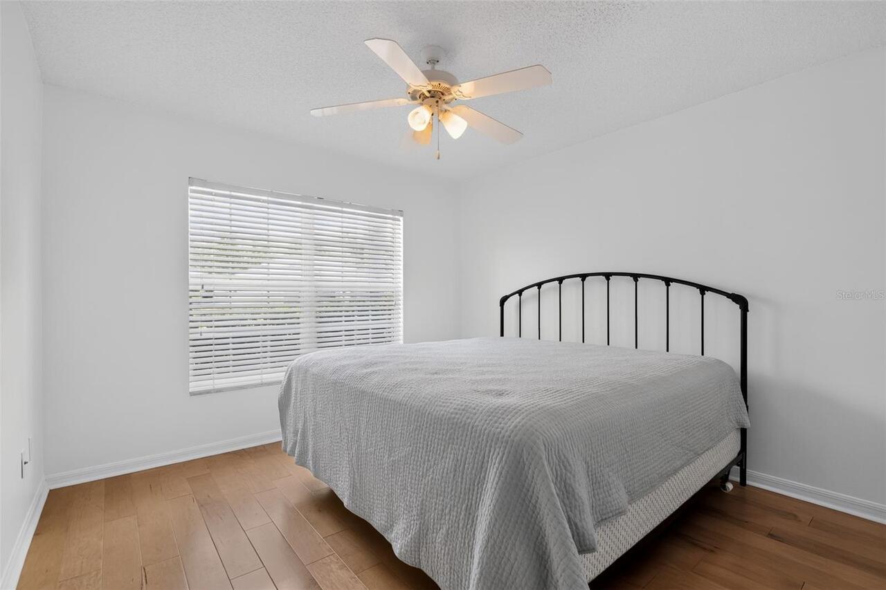 Listing Photo 25