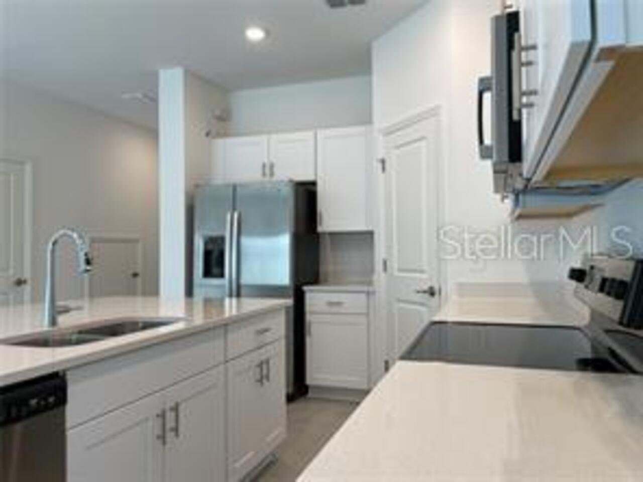 Listing Photo 8