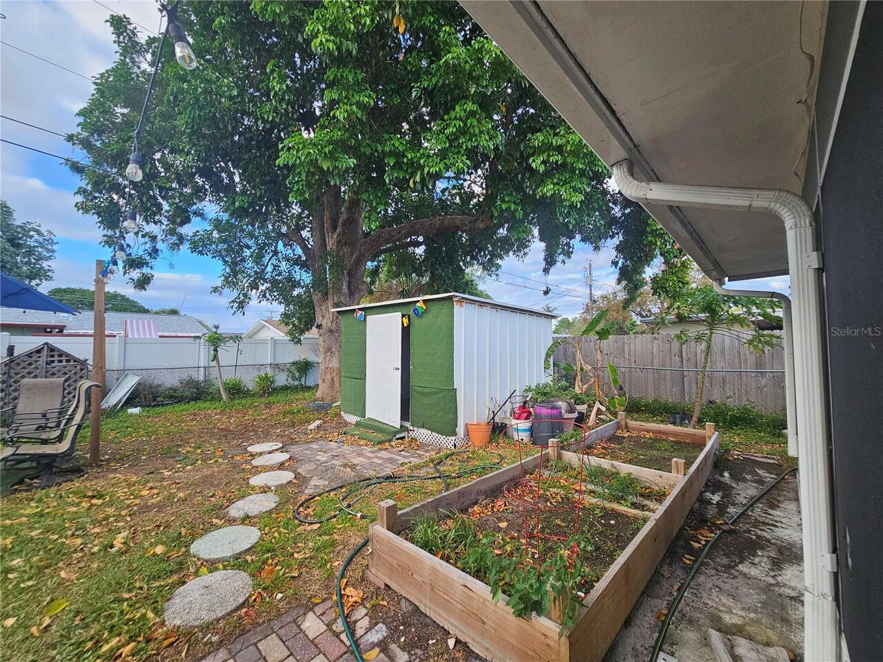 Listing Photo 16