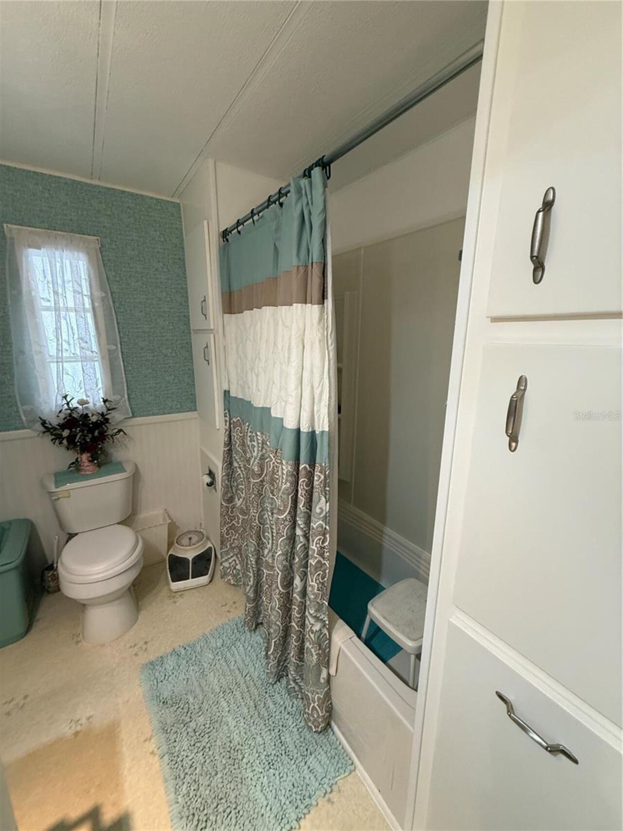Listing Photo 12