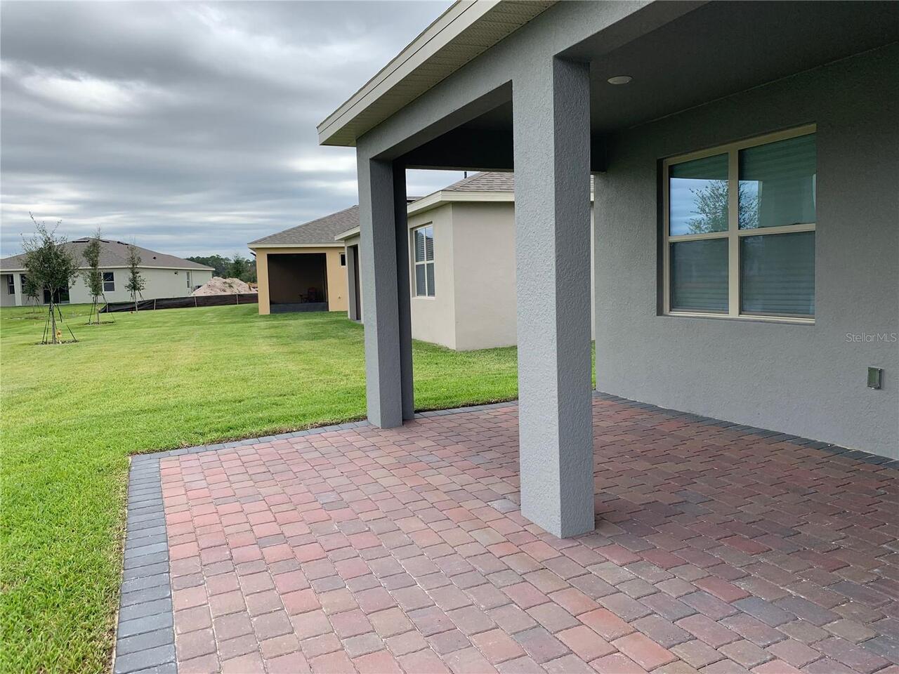 Listing Photo 10