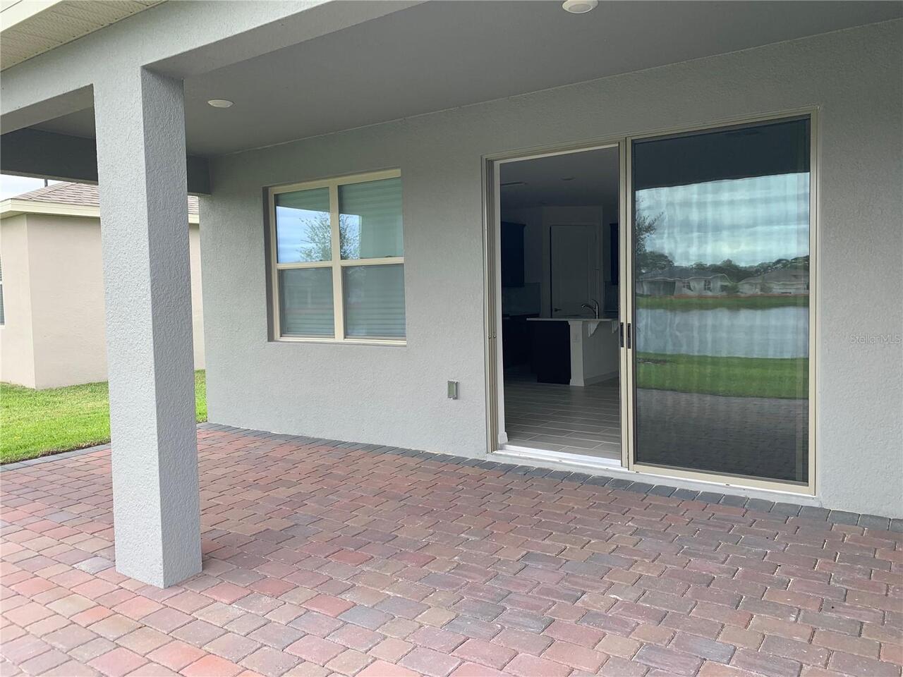 Listing Photo 11