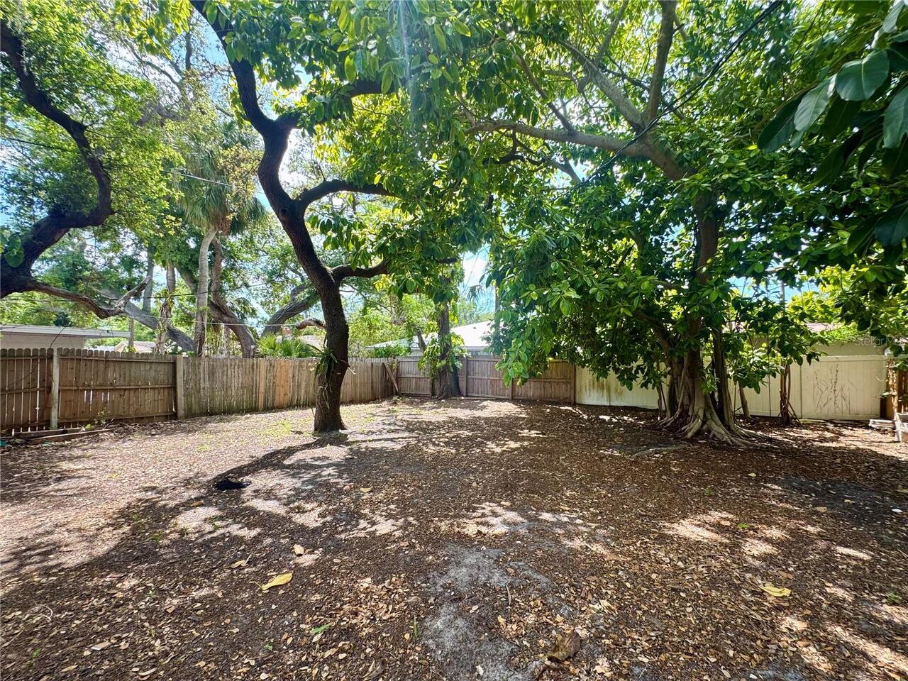 Listing Photo 17