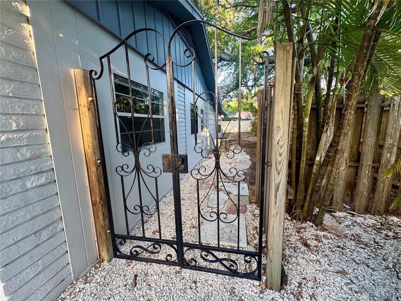 Listing Photo 18
