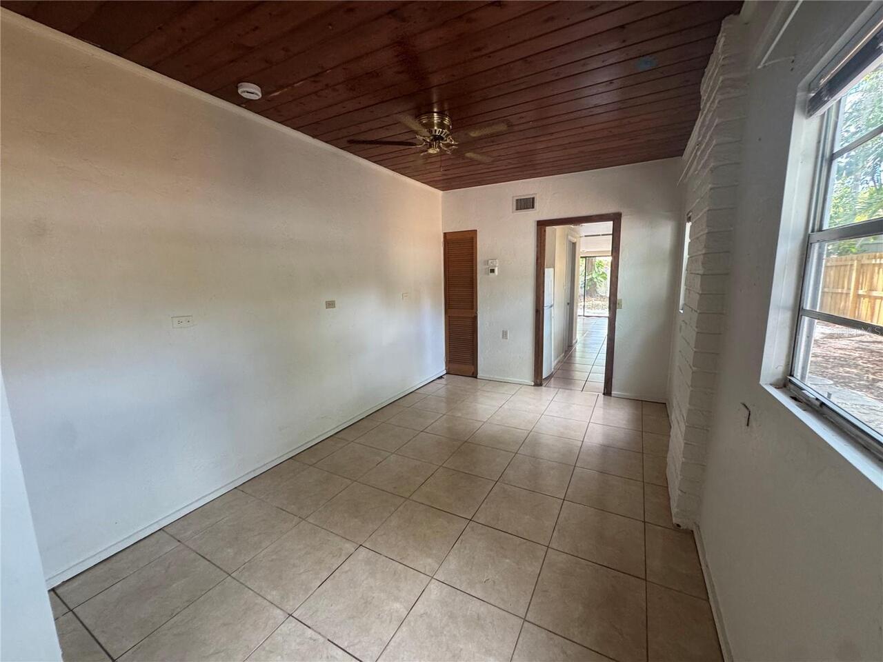 Listing Photo 24