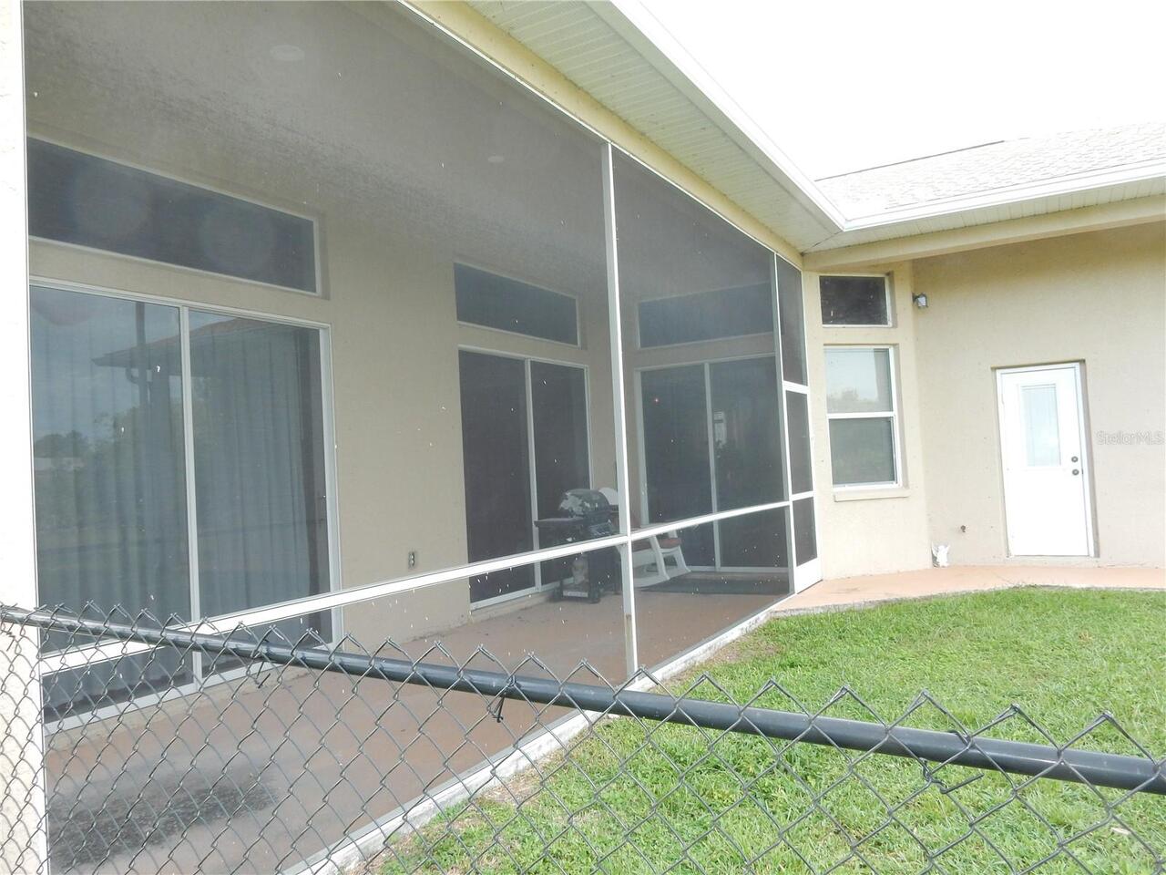 Listing Photo 9