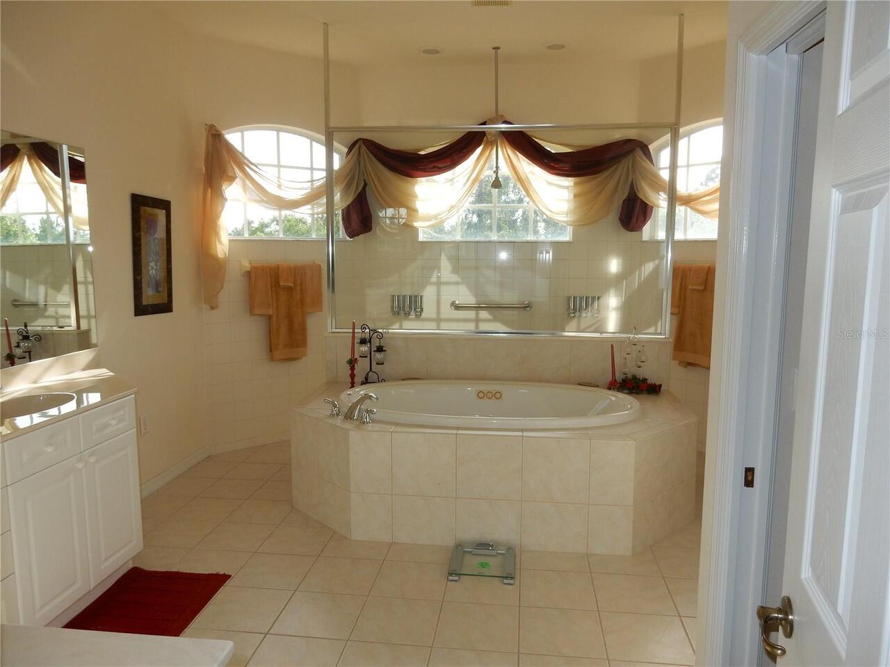 Listing Photo 22