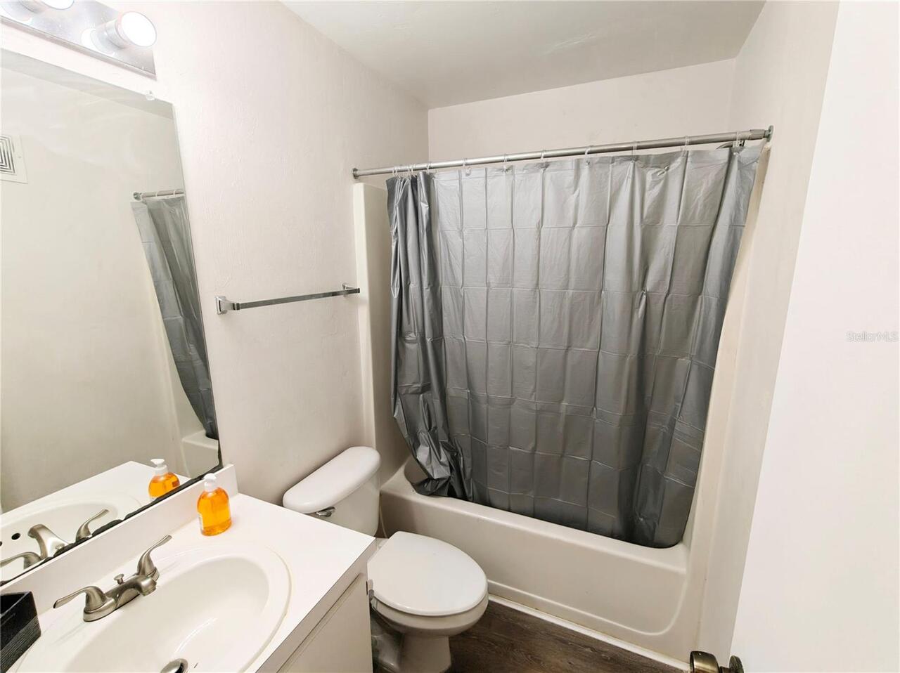 Listing Photo 14