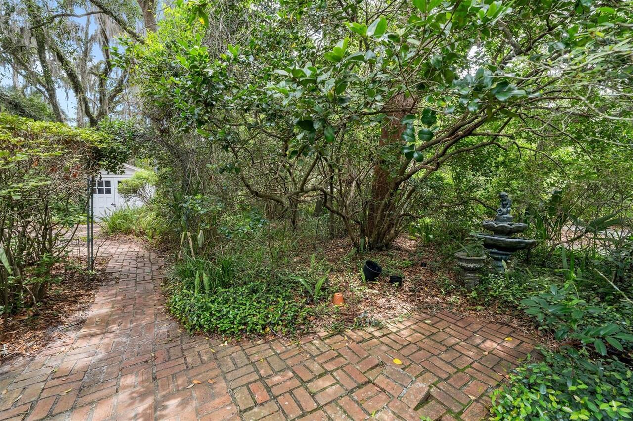 Listing Photo 25