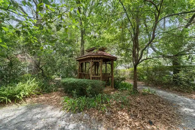 Listing Photo 29