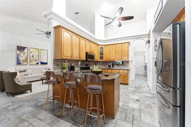 Listing Photo 11