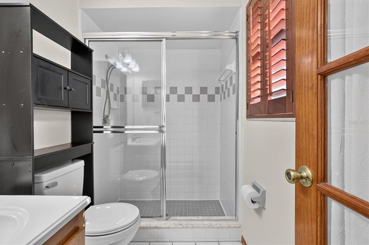 Listing Photo 23