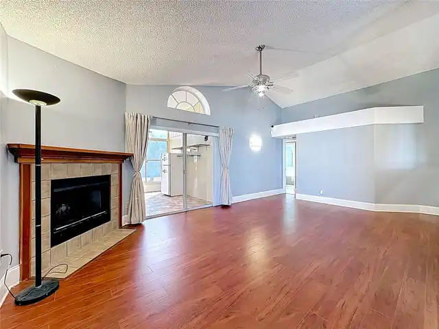 Listing Photo 7